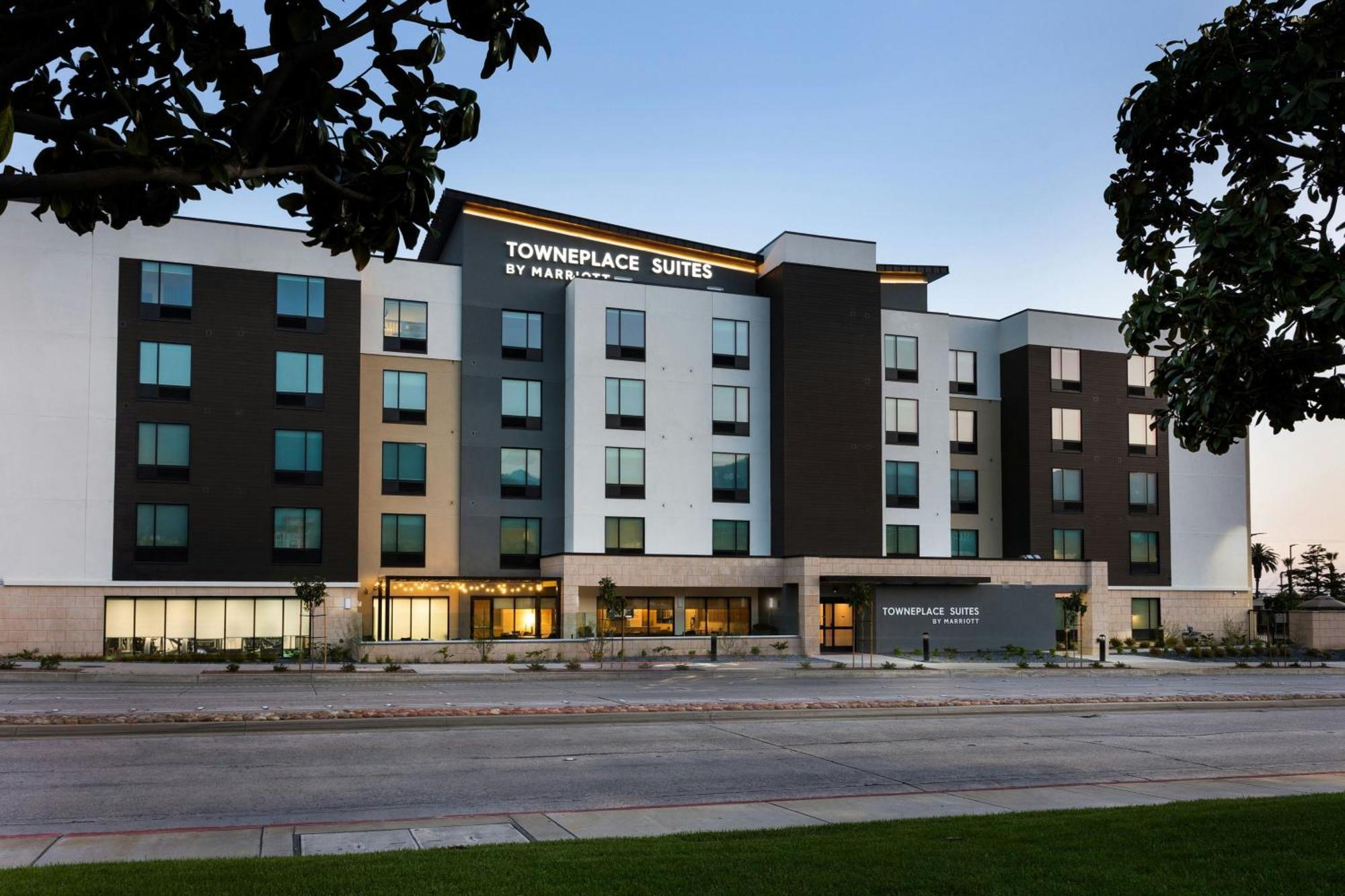 Towneplace Suites By Marriott Monrovia Ngoại thất bức ảnh
